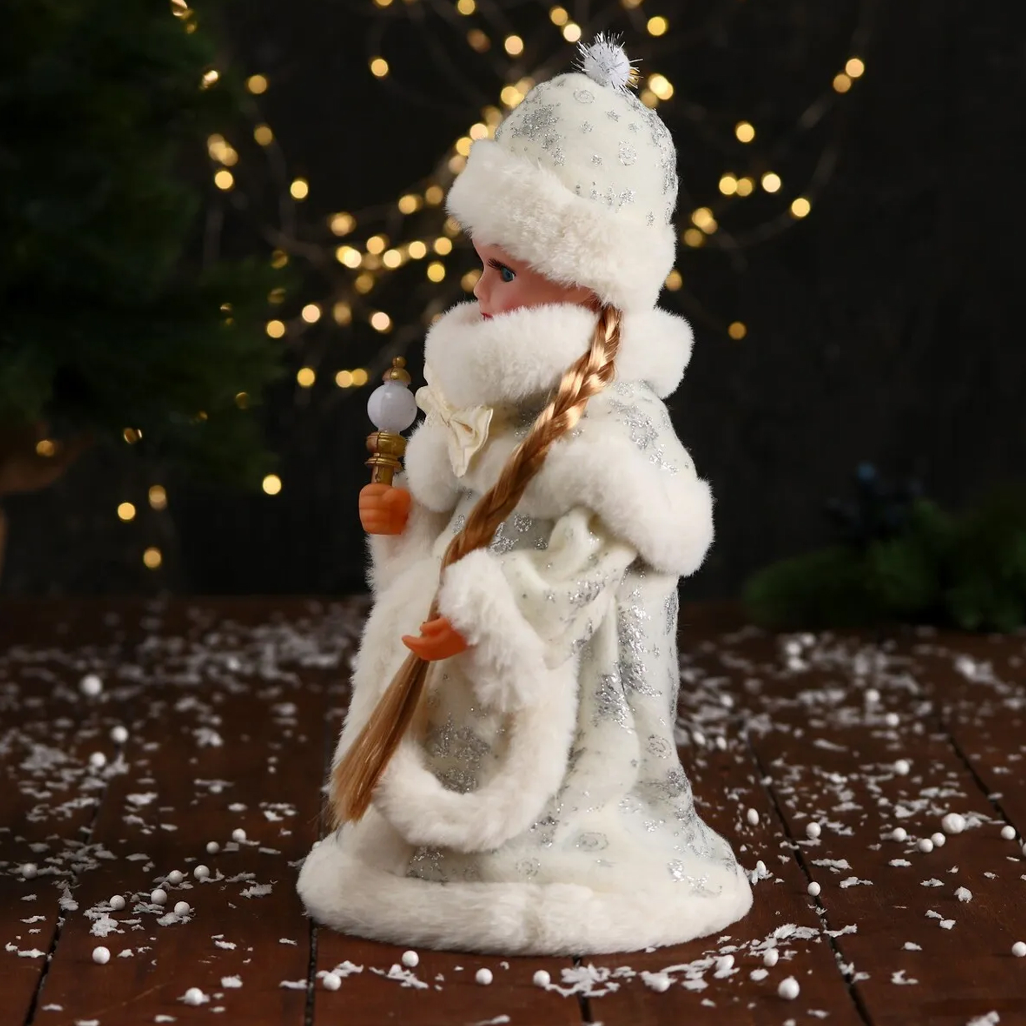 Фигура декоративная "Снегурочка" 30 см РД13383
