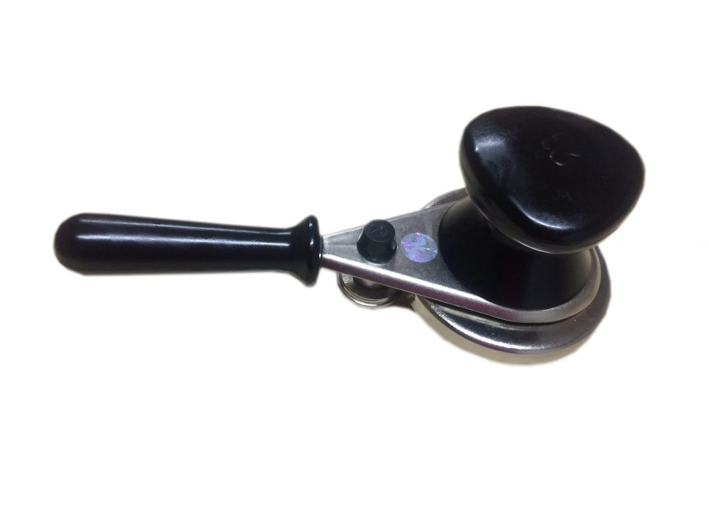 Машинка закаточная "Кредмаш" полуавтоматическая в упаковке МЗП 1-1 Машинка закаточная "Кредмаш" полуавтоматическая в упаковке МЗП 1-1