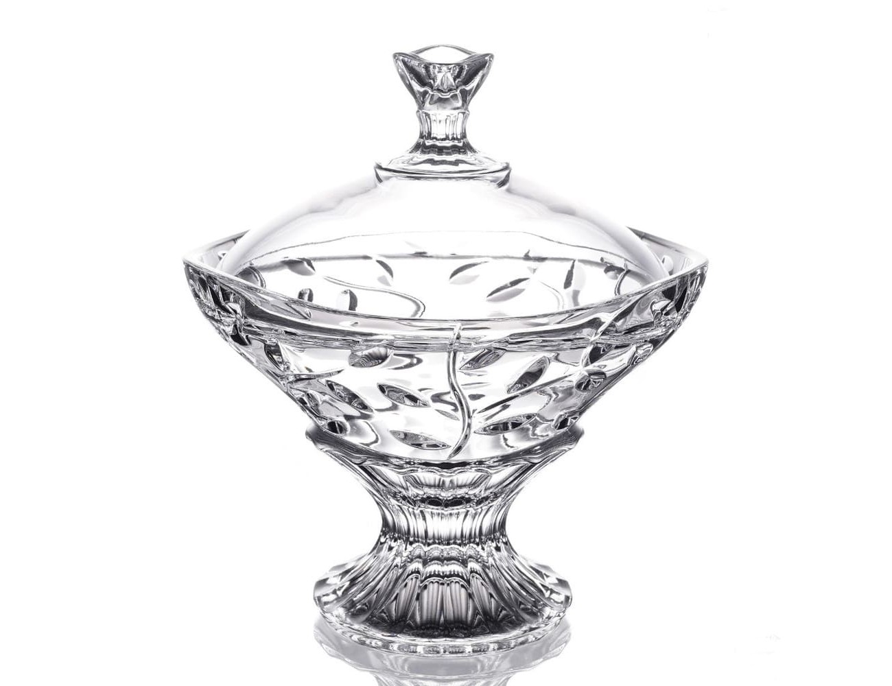 Конфетница 18см с крышкой на ножке RCR Laurus  Конфетница 18см с крышкой на ножке RCR Laurus