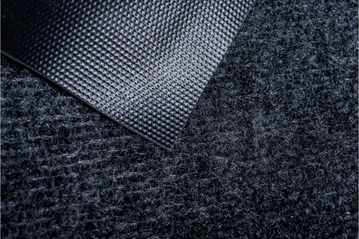 Коврик придверный 50х80см влаговпитывающий, ребристый “TRIP” "VORTEX", серый 