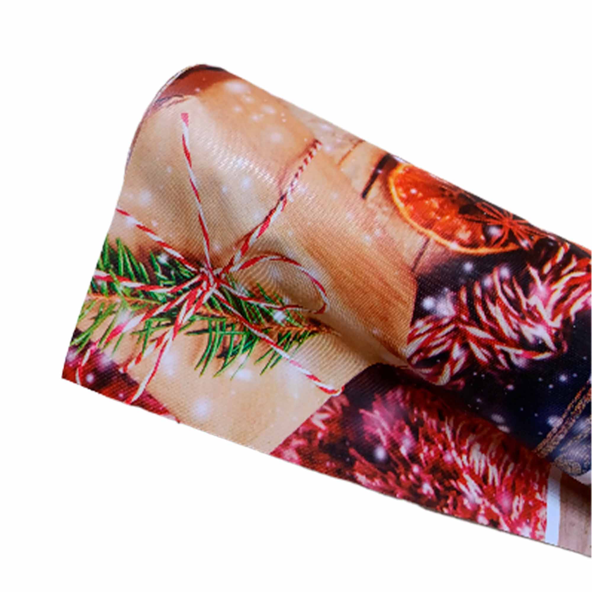 Клеенка новогодняя 1,37м х20м  (цена за 1м) РД15552