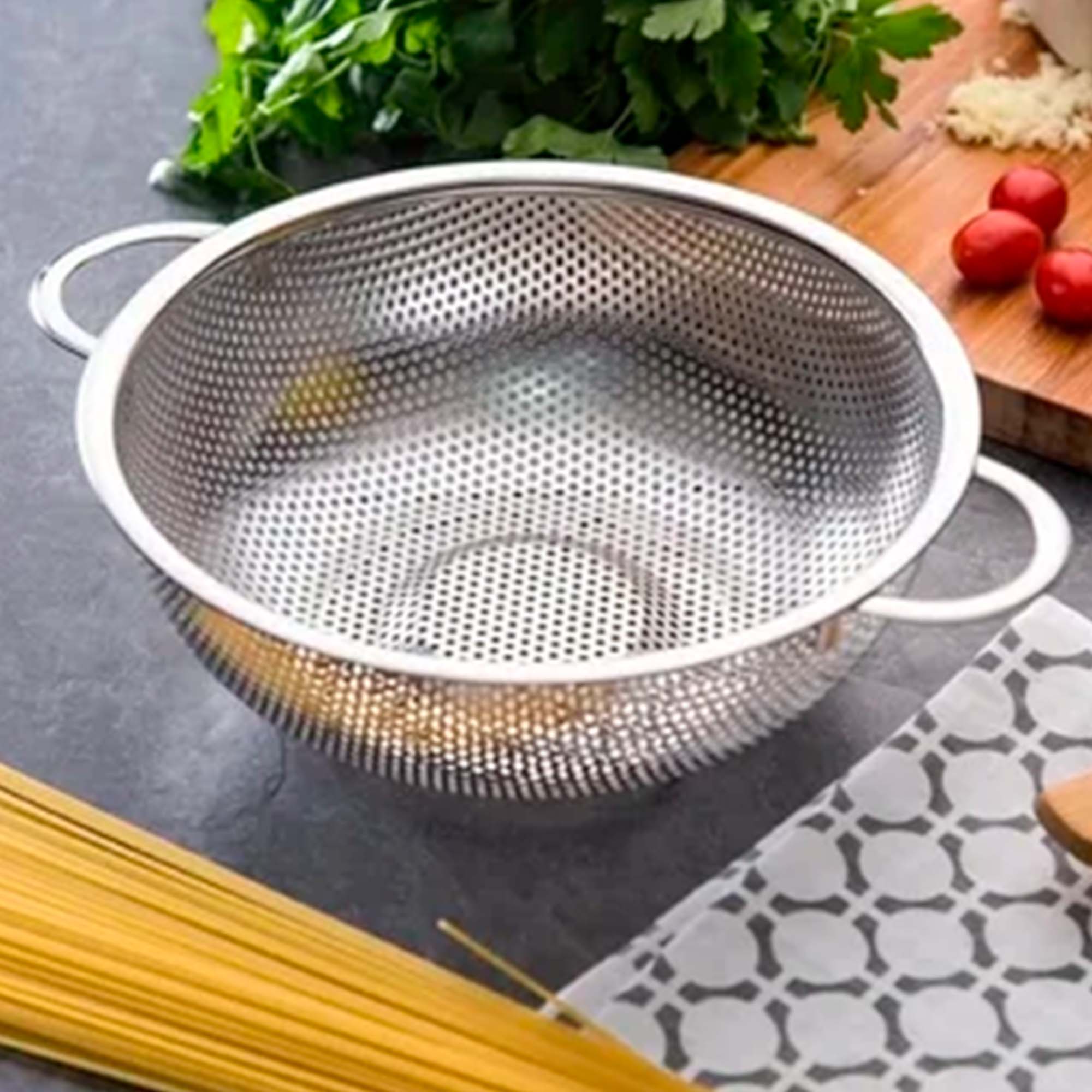 Дуршлаг нержавеющая сталь с 2 ручками на ножках 25,5см РД11945