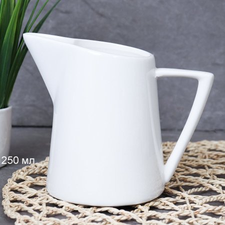 Молочник 250мл RT-246 
