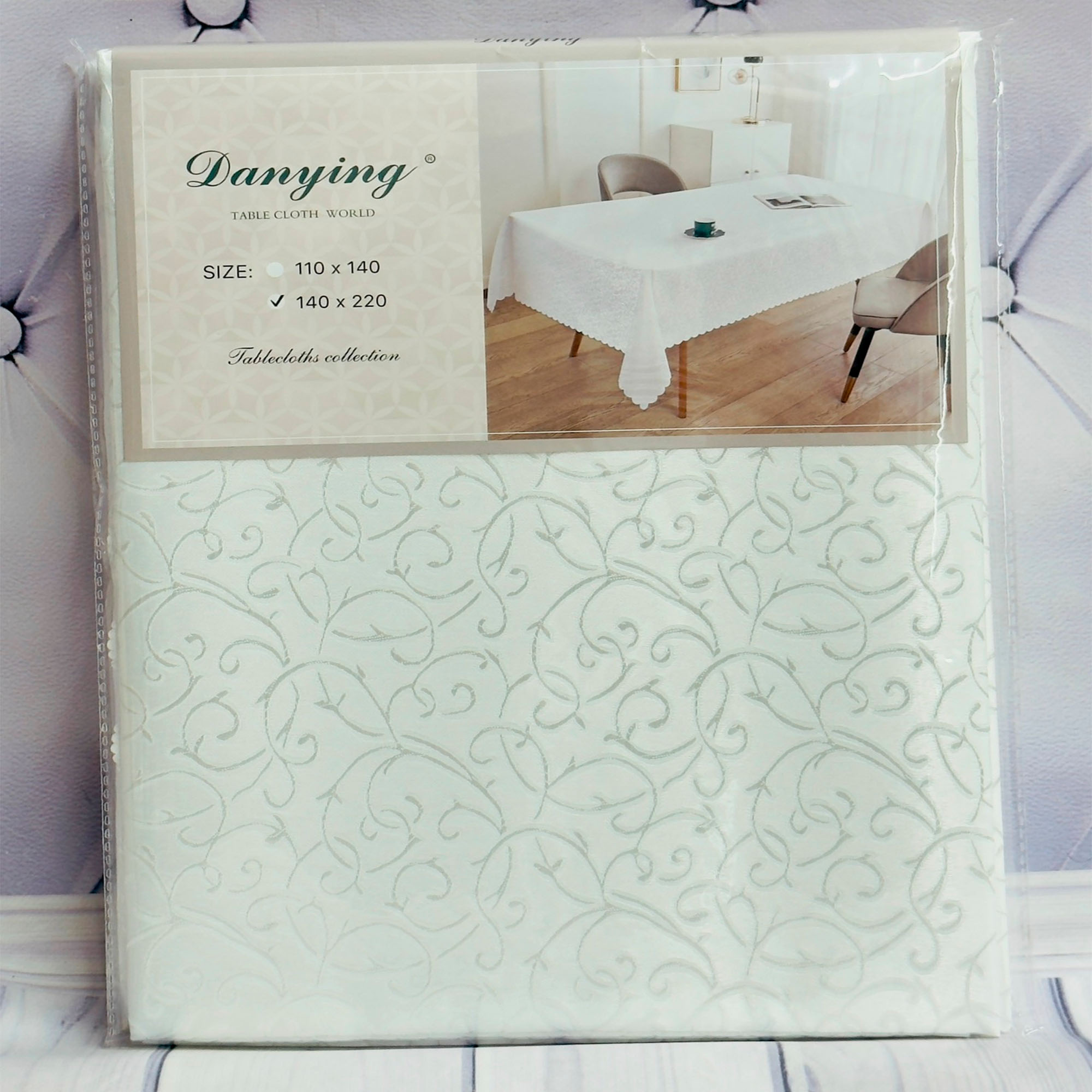 Скатерть 140х220 Флора, тефлон молочная