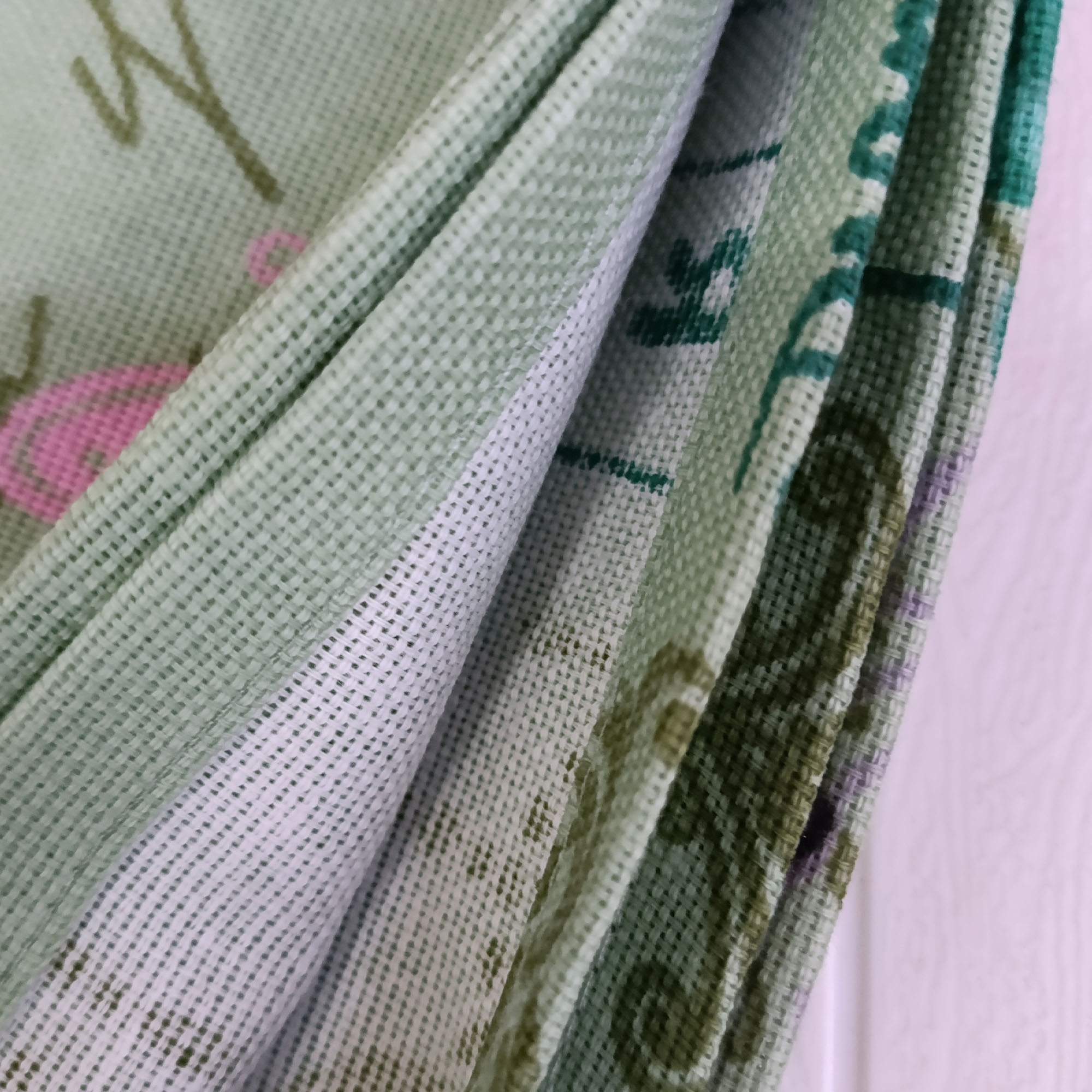 Набор женский №2 Подарок 8 Марта (полотенце, расческа)