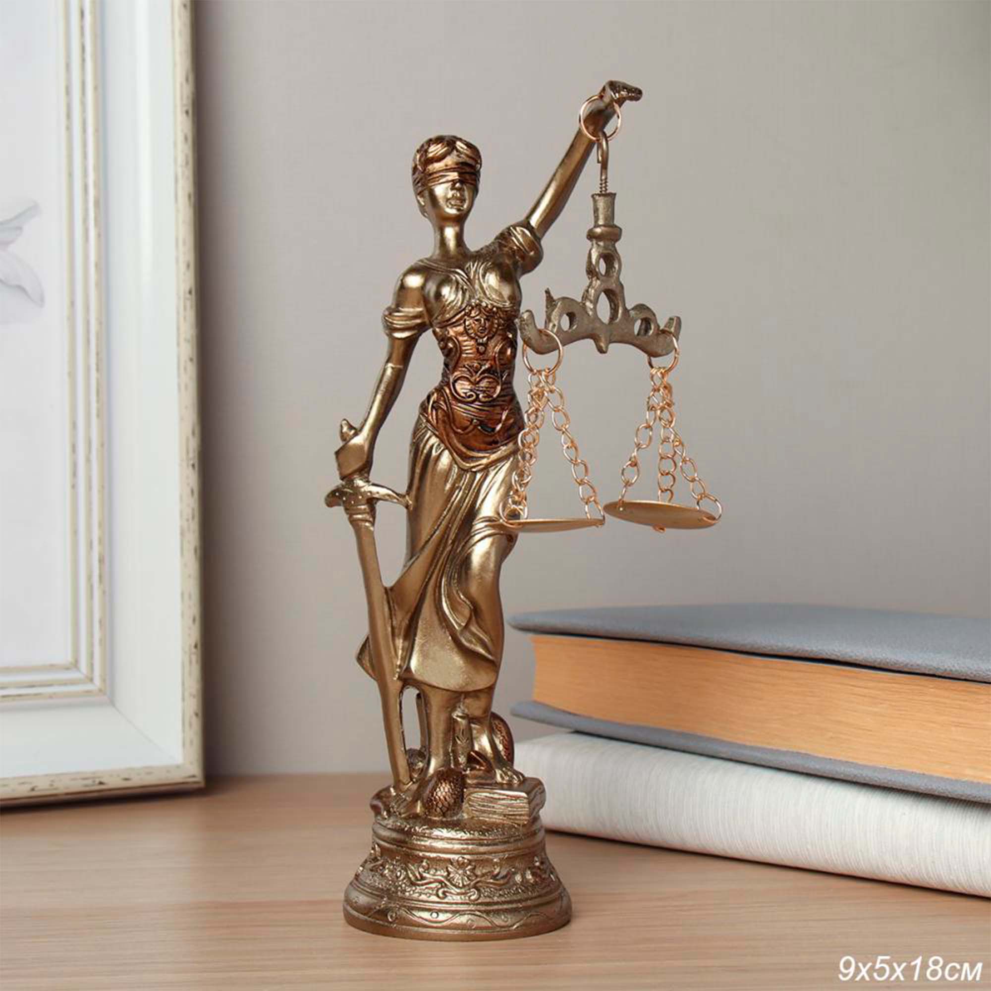 Статуэтка Фемида 18см F717-1 