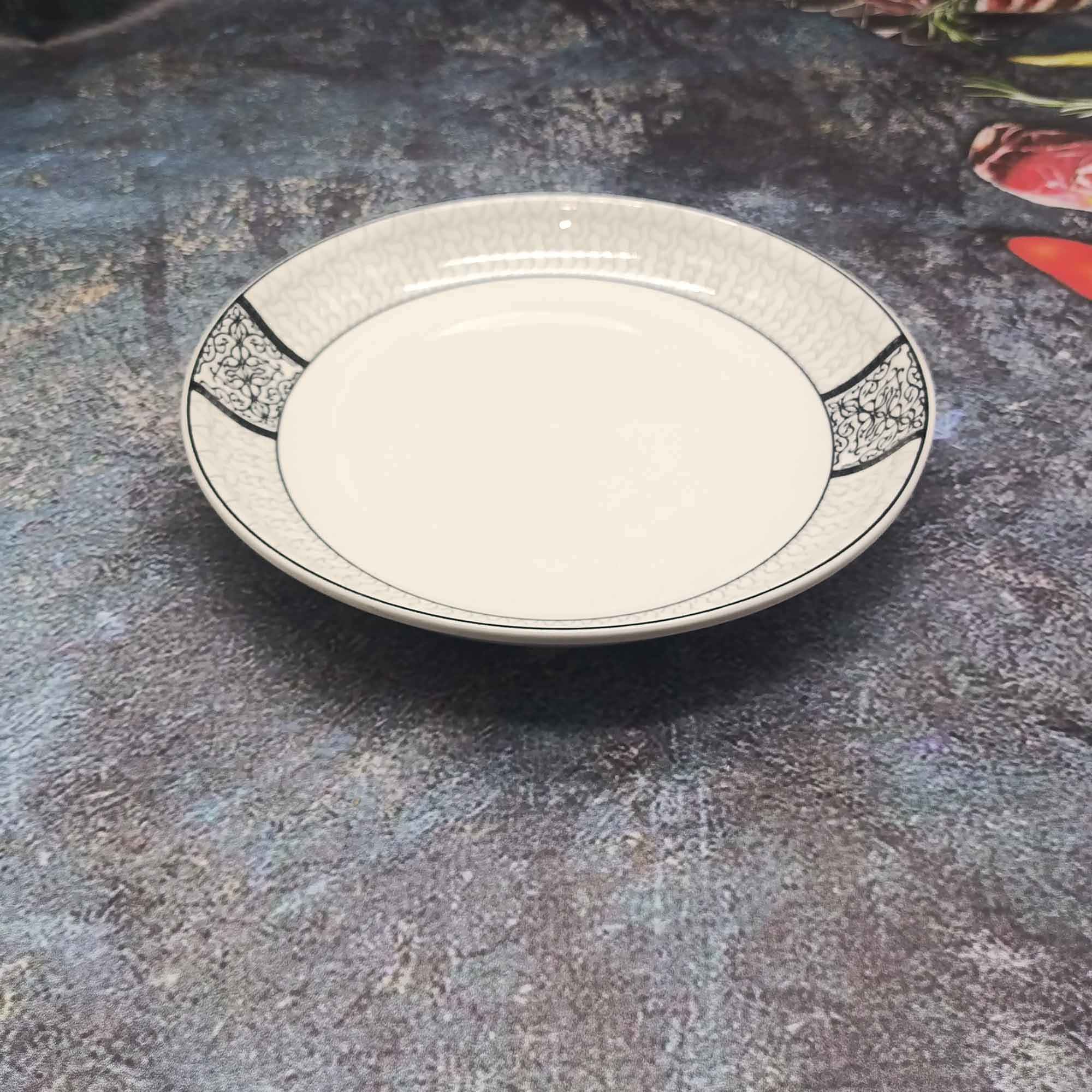 Тарелка 220мм круглая, с узором РД84861