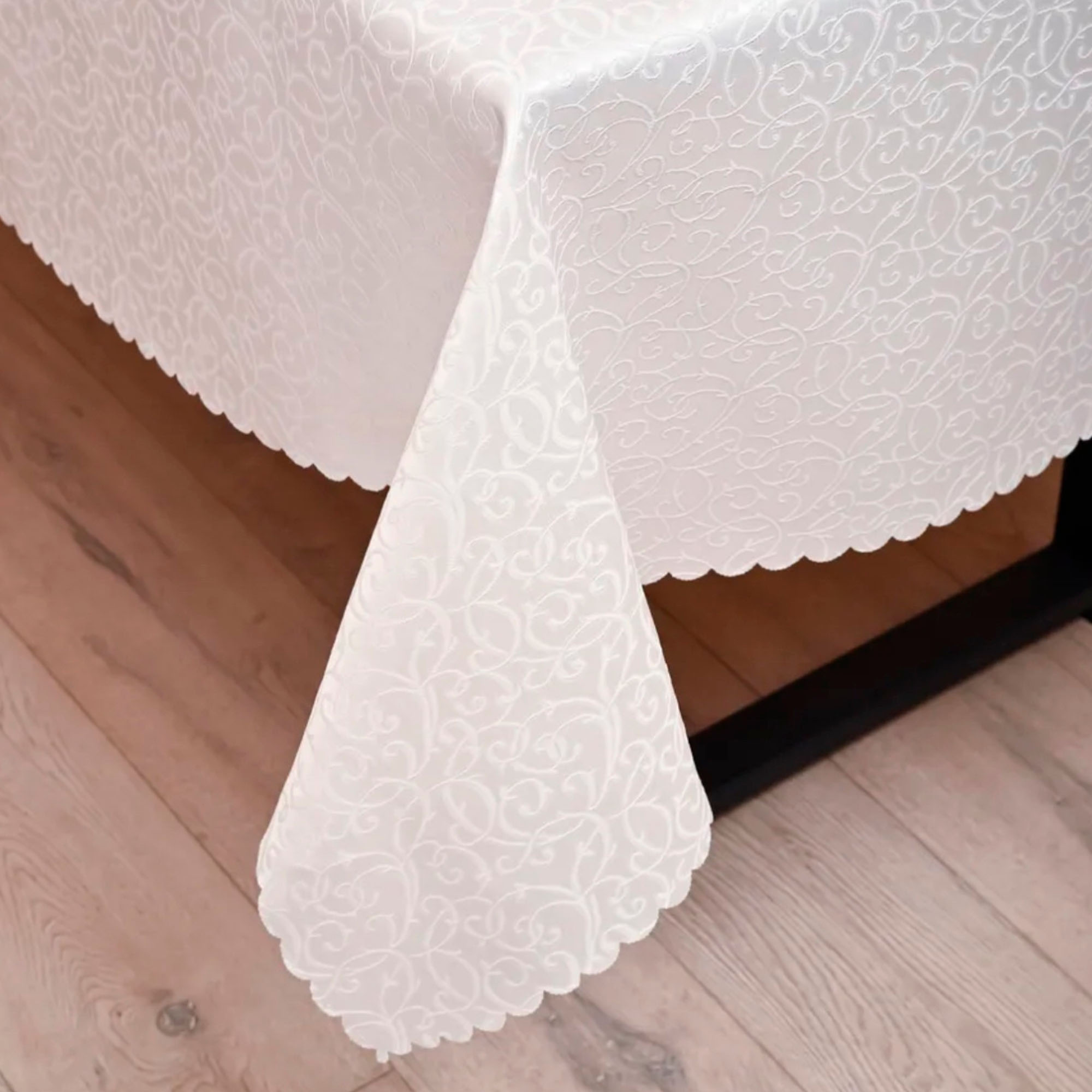 Скатерть 140х220 Флора, тефлон