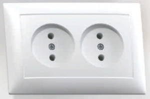 Розетка СЕЛЕНА СУ 2 мест. бел. АБС-пластик РС16-371