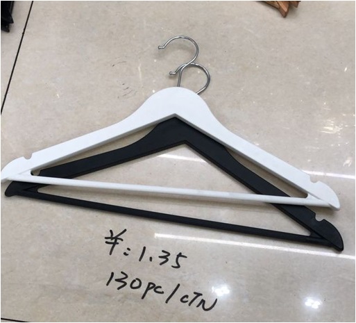 Вешалка для одежды, пластик, в ассортименте  РД12737