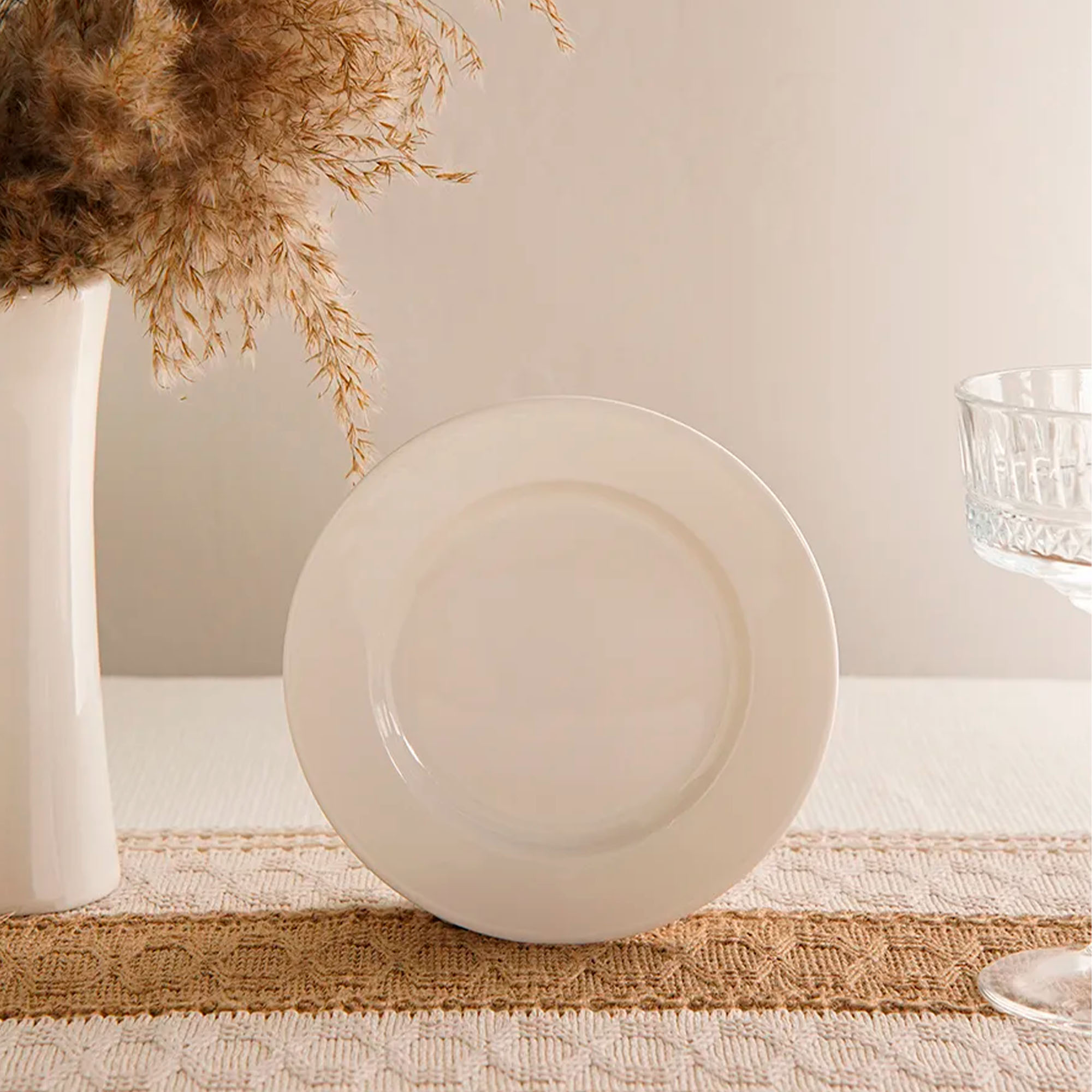 Тарелка 175мм мелкая фарфор белый гладкий край 127983/127982