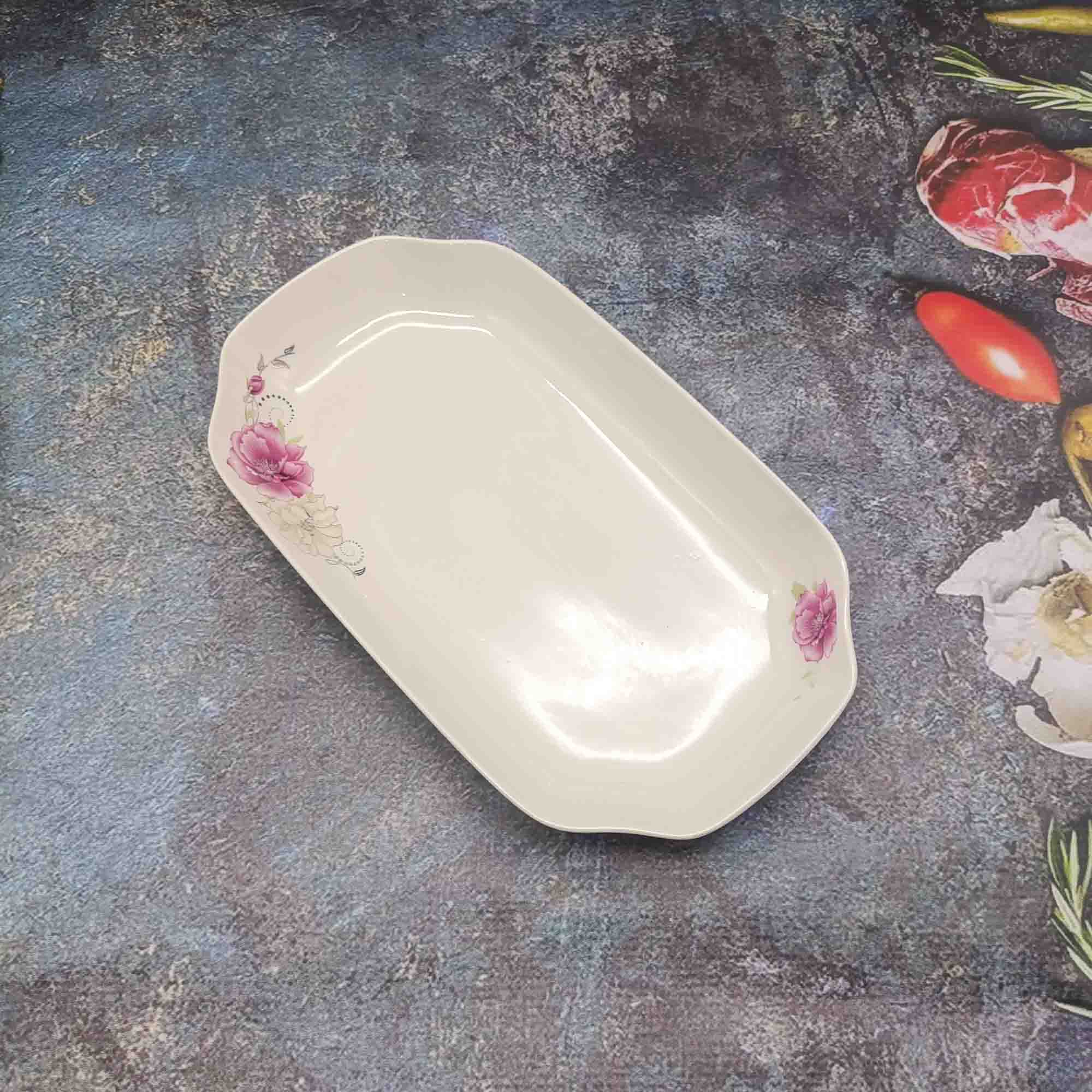 Блюдо 30см сервировочное фигурное, белое с узором РД85332 шиповник