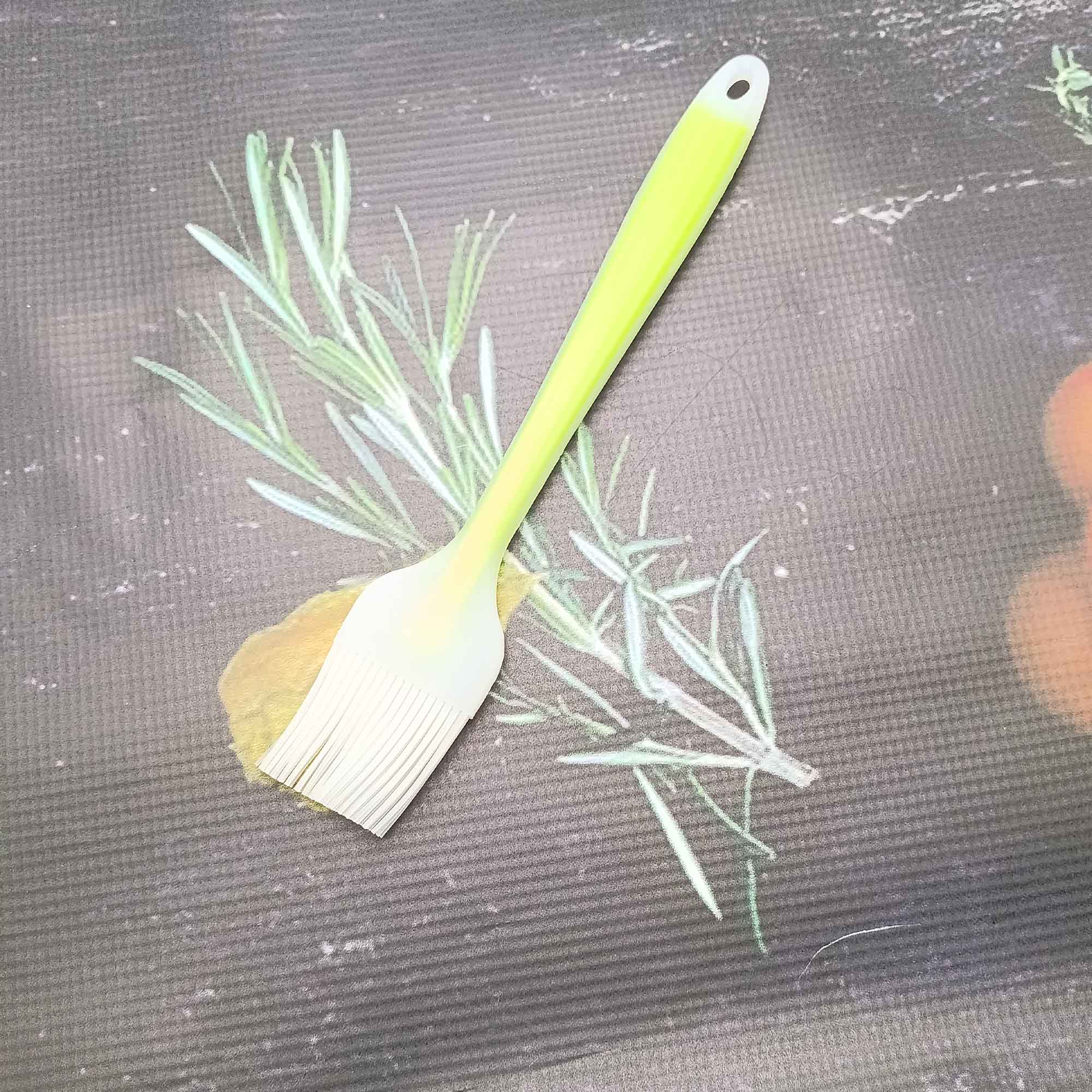 Кисточка кулинарная силиконовая РД86322