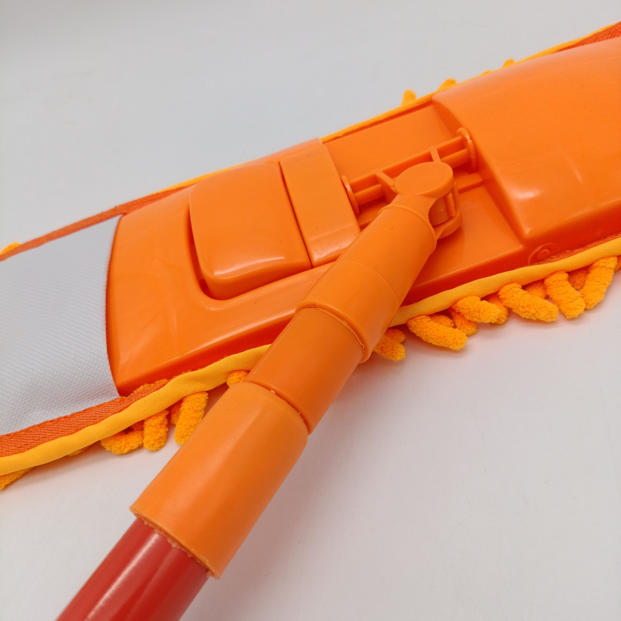 Швабра плоская с насадкой из микрофибры 110 см РД11501