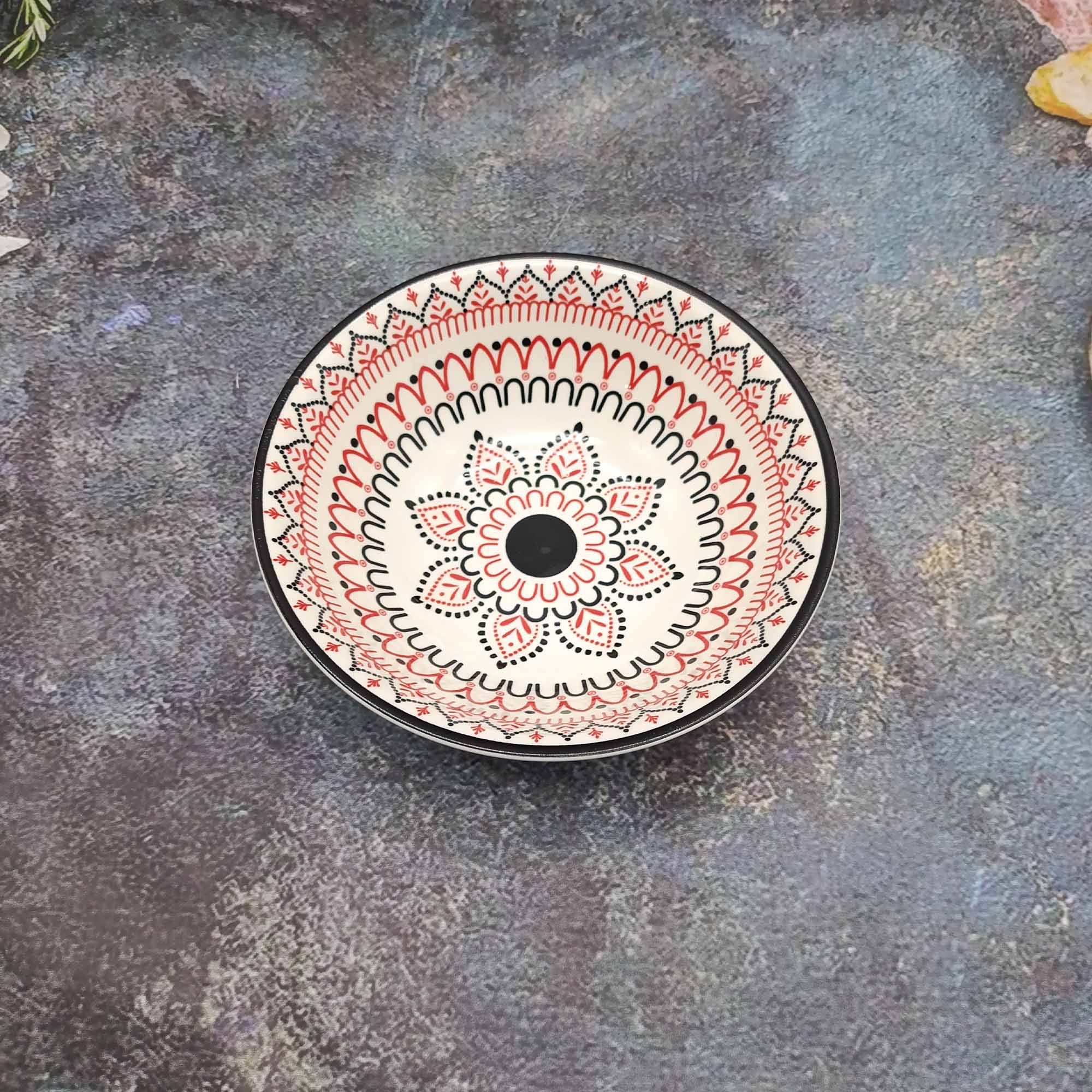 Миска 17,5см круглая, с узором РД84366 красный узор
