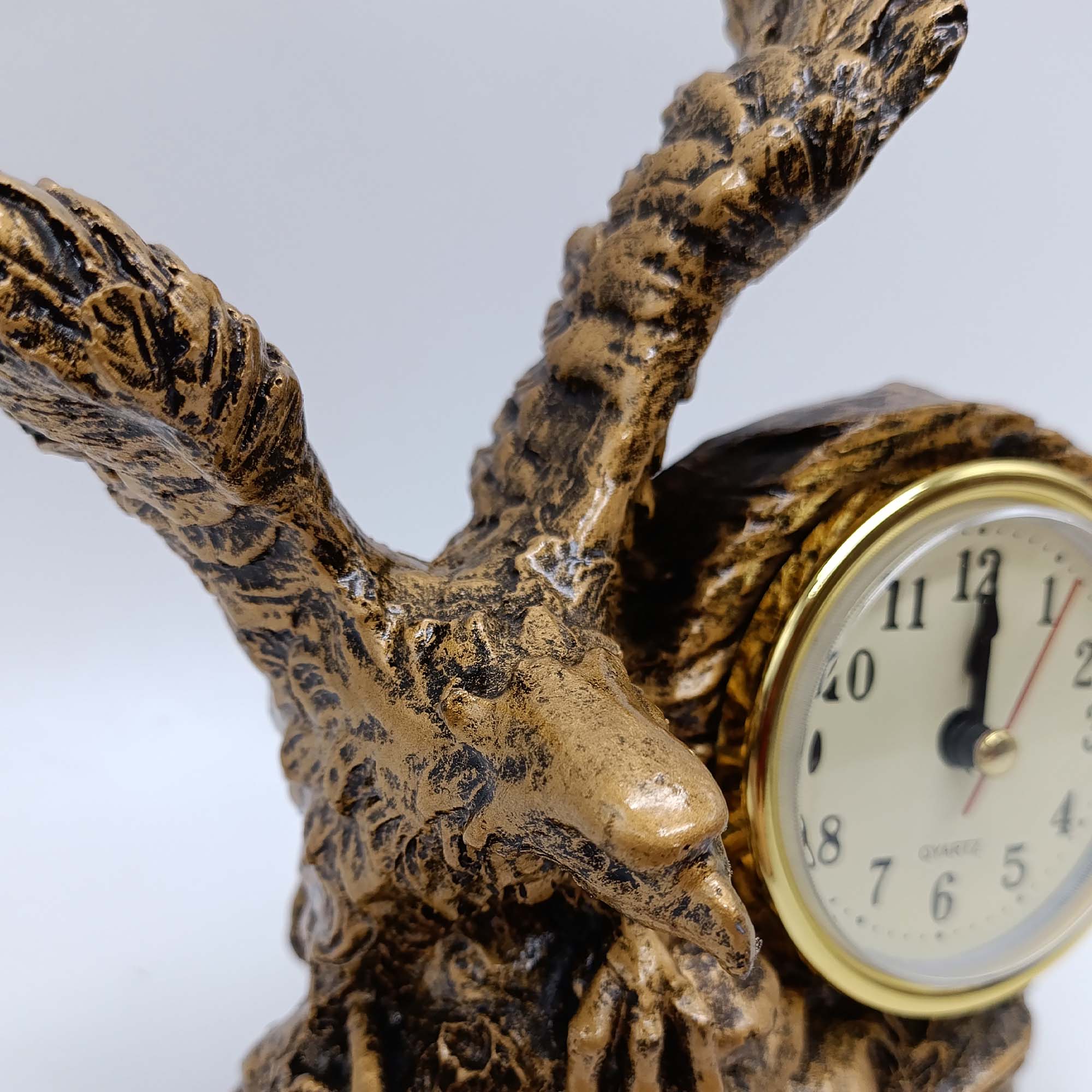 Часы декоративные настольные "Орел" РД16627