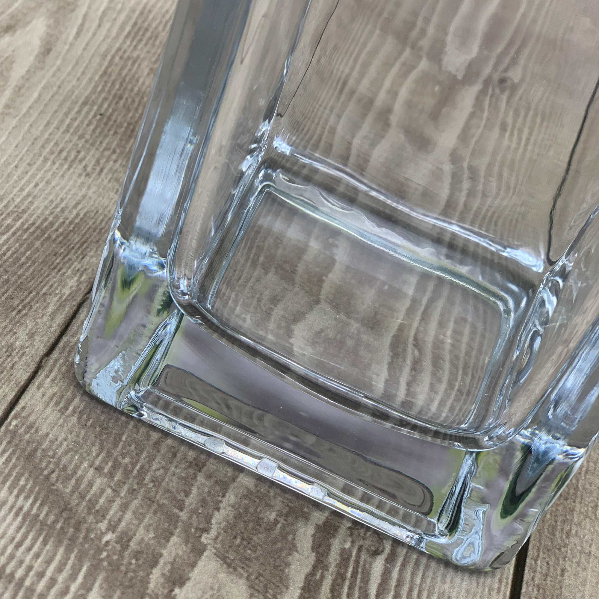 Ваза для цветов 10х30 квадратная в коробке РД79959