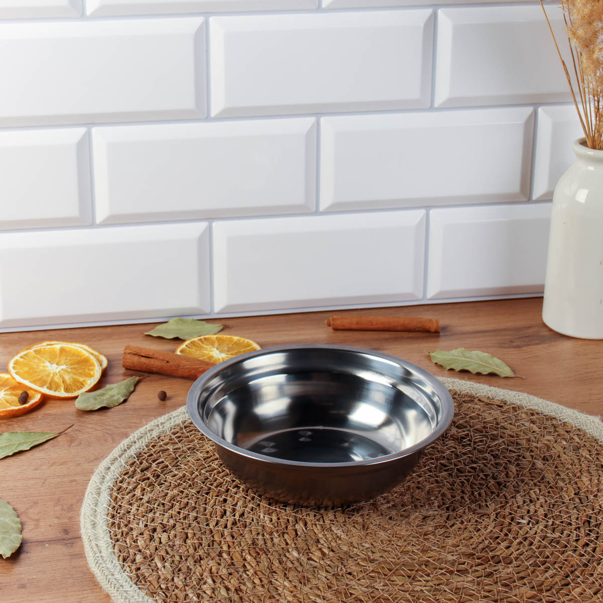 Миска 600мл глубокая 17см h=5 M-582 