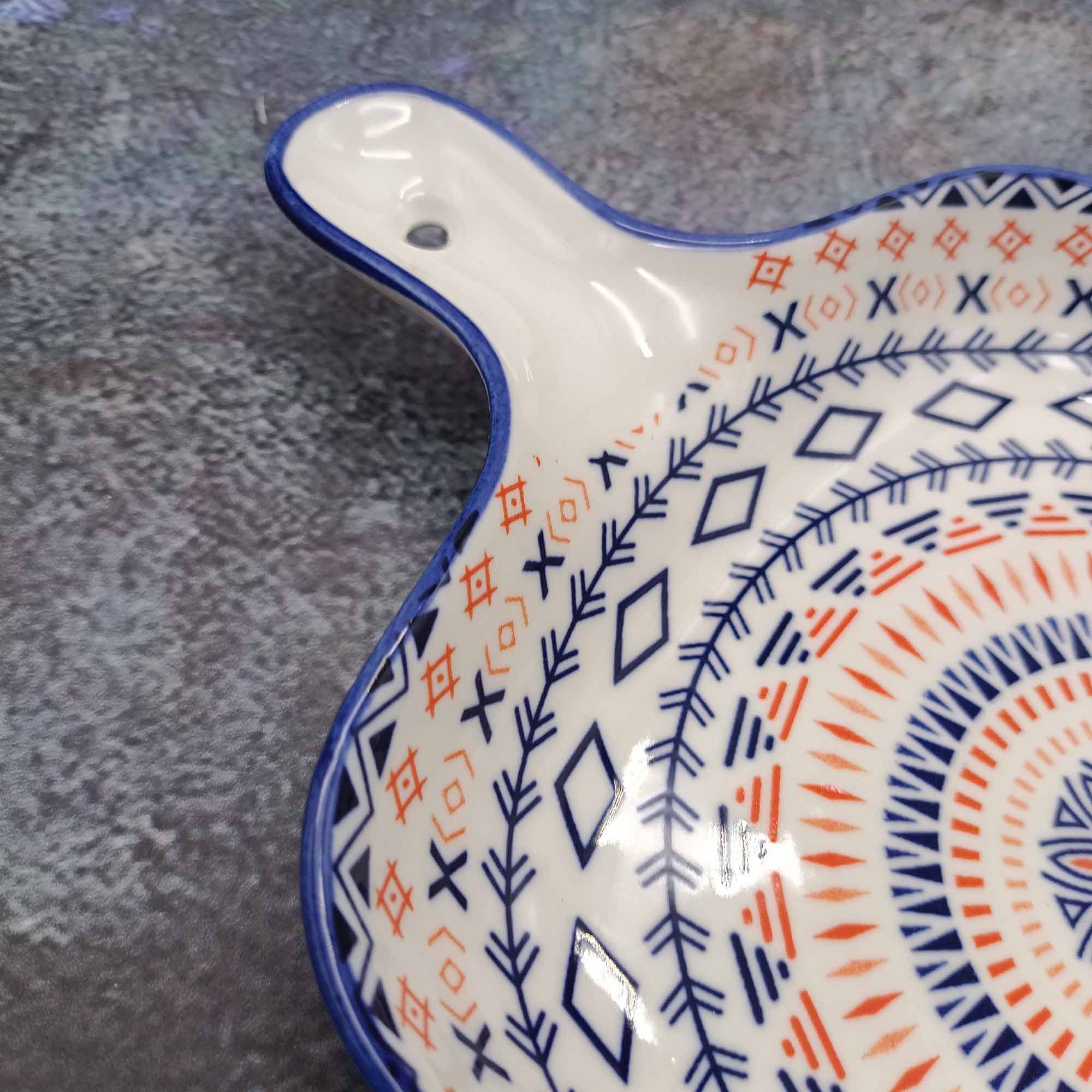 Блюдо 22см сервировочное фигурное, с узором РД84519