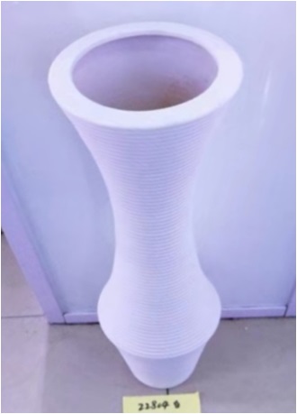 302158