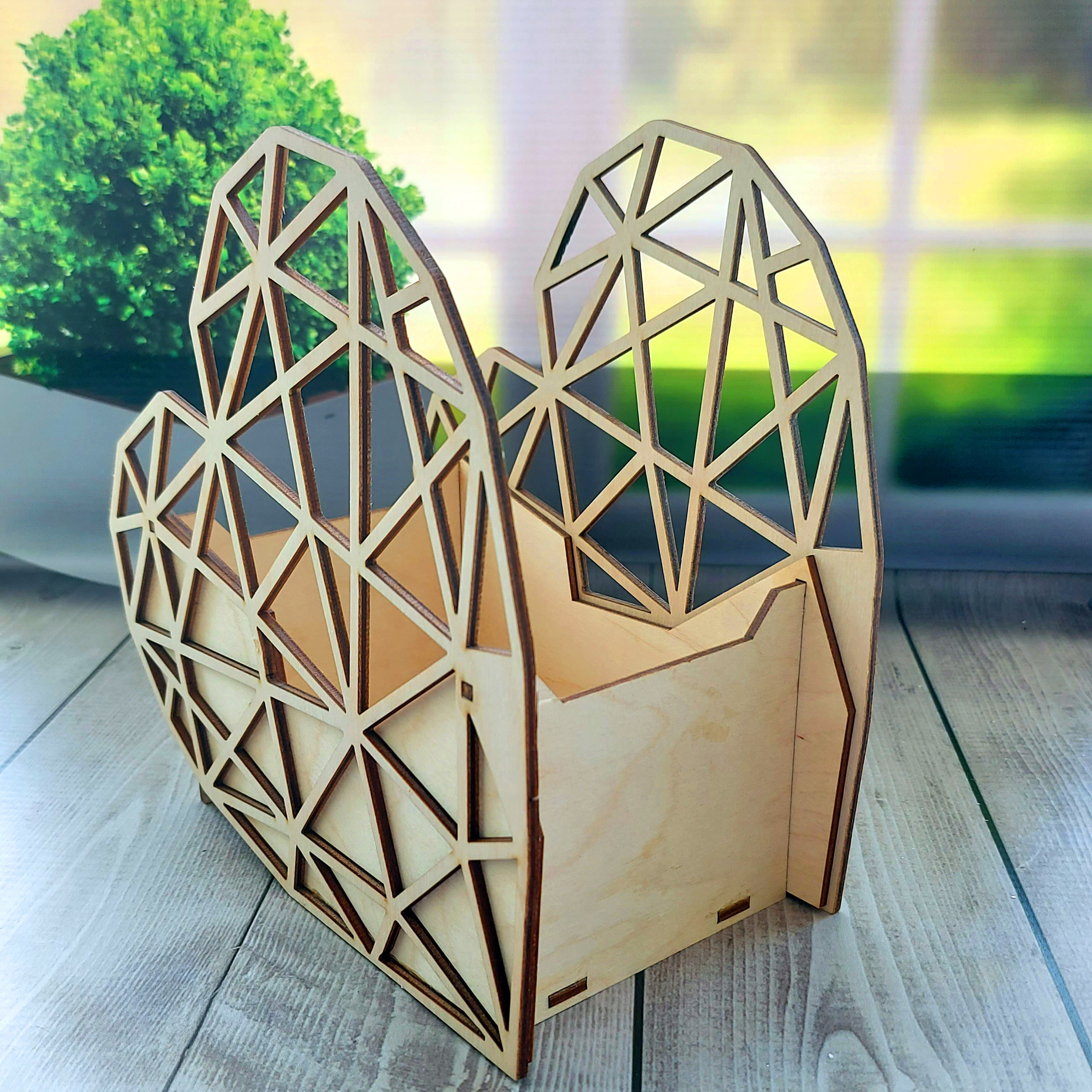 Кашпо 20х20х1,6см ДомВуд Сердце хайтек Экошпон Ф274