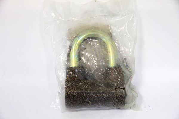 Замок навесной ВС2-4 Чебоксары 04 (кор.дужки) Д.