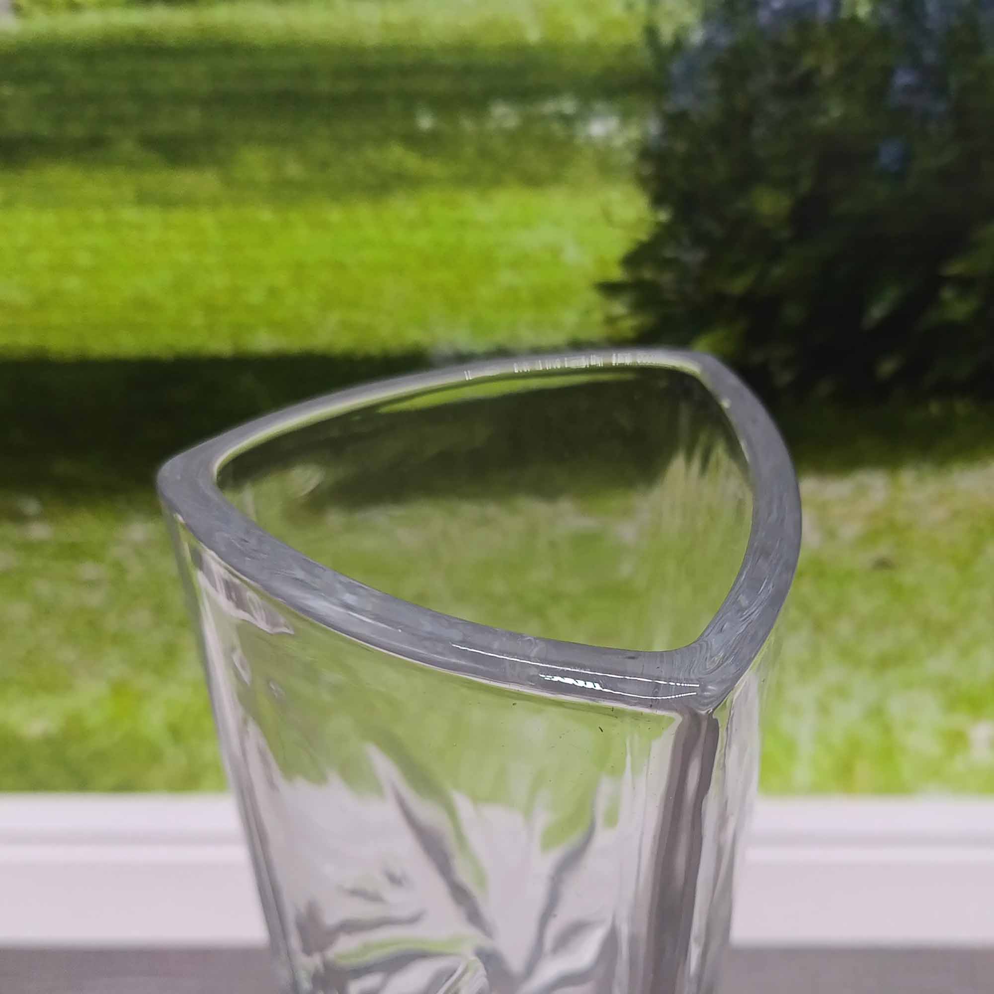 Ваза для цветов 6,7х4,8х18см РД20723