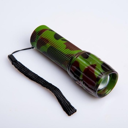 Фонарь ручной "Камуфляж", 3 ААА, 10 х 3.5 см 1527953
