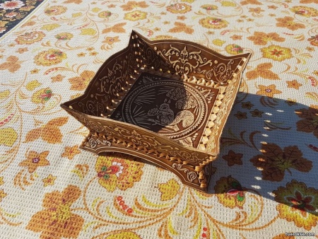 Конфетница белочка 