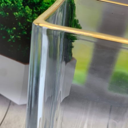 Ваза для цветов 10х30 квадратная в коробке РД79959