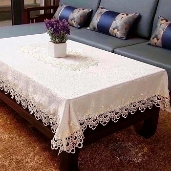 Скатерть 150х220 Брюссель, тефлон кремовая с кружевами 