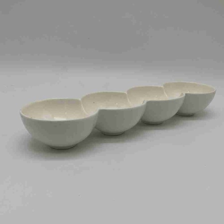 Менажница круглая, белая, 30х9 см, 4 секции РД75142