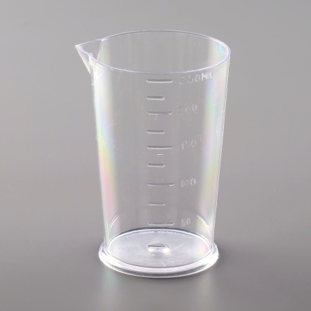 Стаканчик мерный 0,25л с носиком