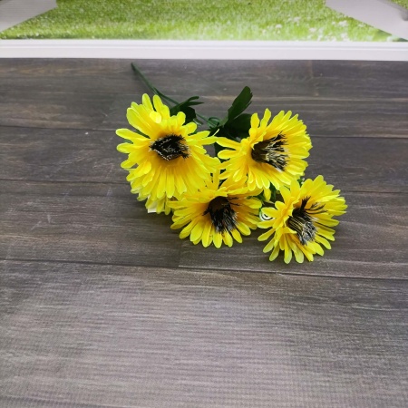 Букет Ромашка цветная 6 голов 