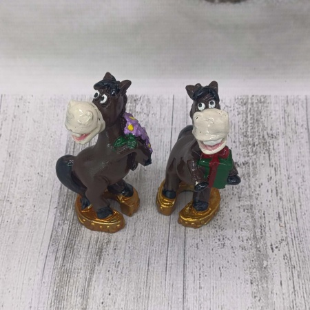 Фигурка декоративная Лошадь 3х2.5х6см РД17914