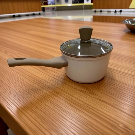 Ковш 2,0л 18см с крышкой  РД28040