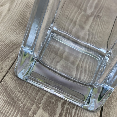 Ваза для цветов 10х30 квадратная в коробке РД79959