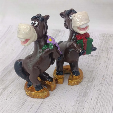 Фигурка декоративная Лошадь 3х2.5х6см РД17914