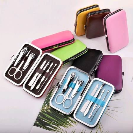 Набор маникюрный 7 предметов YD-07 