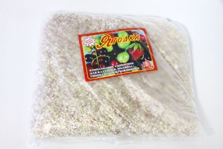 Удобрение 0,9кг Ягодка Ч.