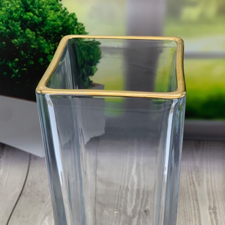 Ваза для цветов 10х30 квадратная в коробке РД79959