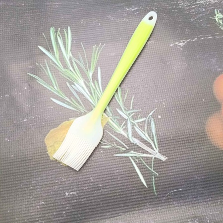 Кисточка кулинарная силиконовая РД86322